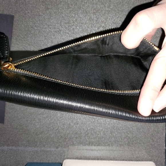 ππ Prada π π€π― Authentic - Picture 11 of 14